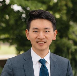  Johnson Huang, MD