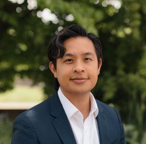  Jonathan Le, MD