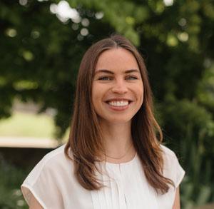  Karolina Leziak, MD